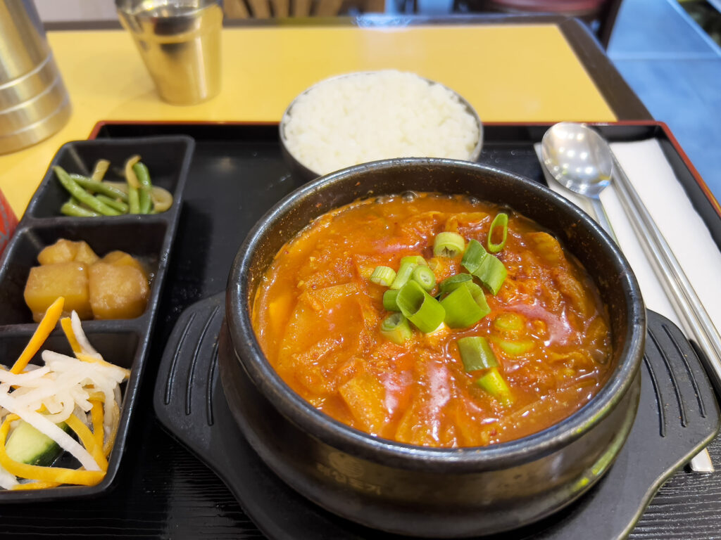 Paris: Little Seoul - Gemütliches koreanisches Restaurant in Passage de Choiseul