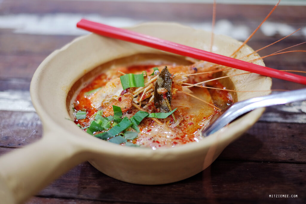 P’Aor – Beste Tom Yum Suppe in Bangkok.