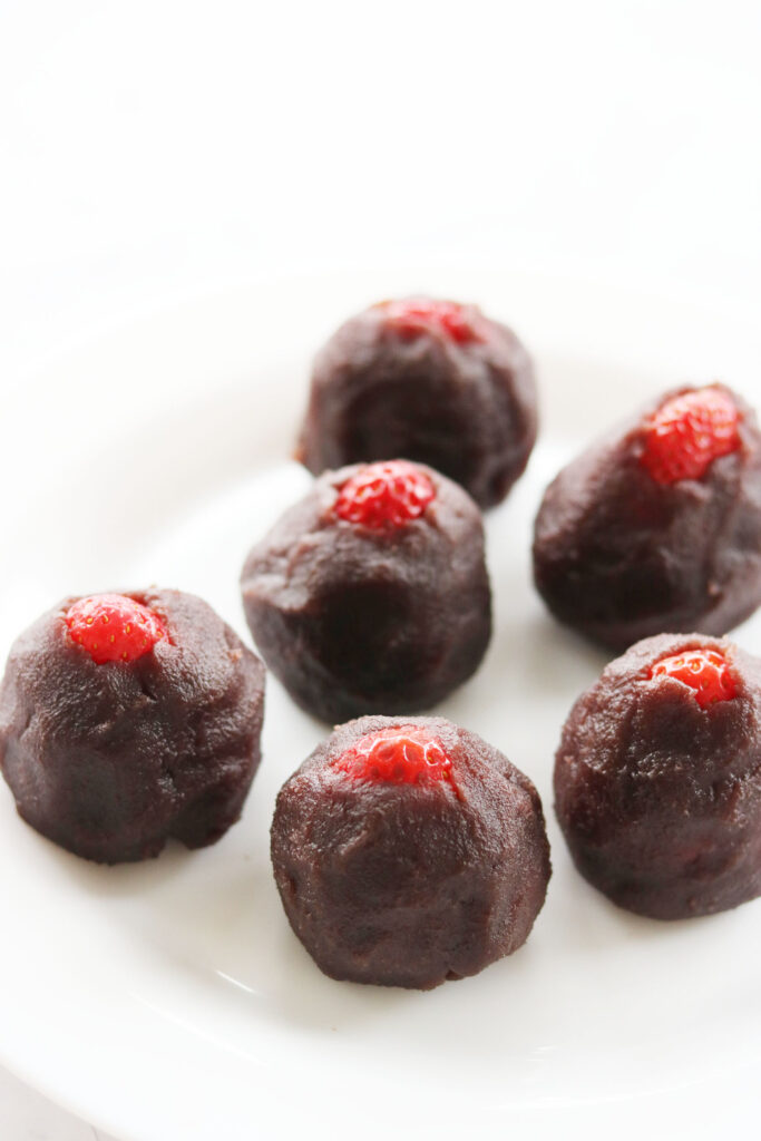 Rezept: Ichigo Daifuku – Mochi mit frischen Erdbeeren