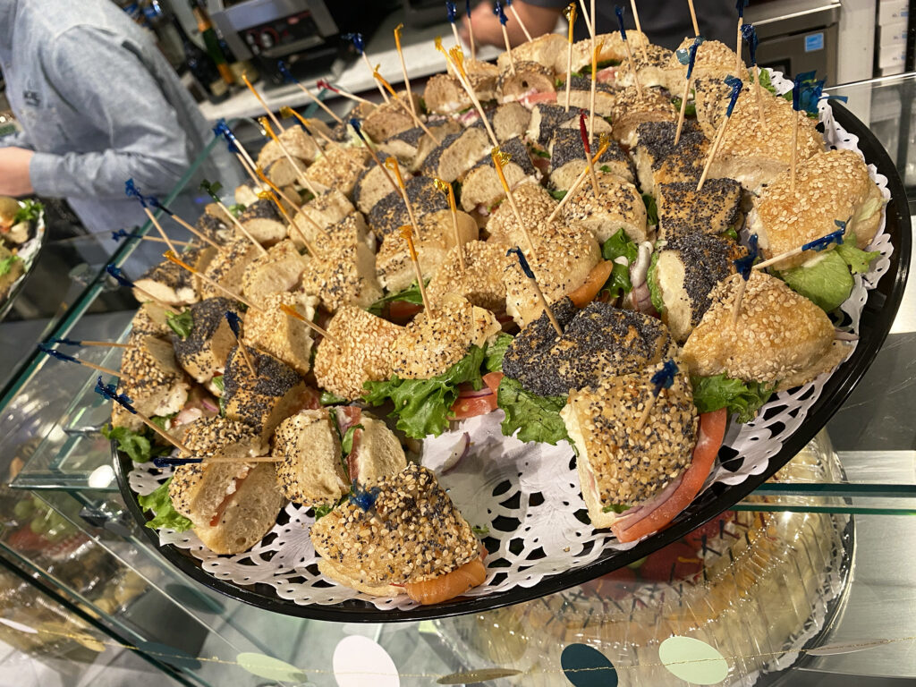 New York: Ess-a-Bagel – Die große Eröffnung des neuen Shops im FiDi