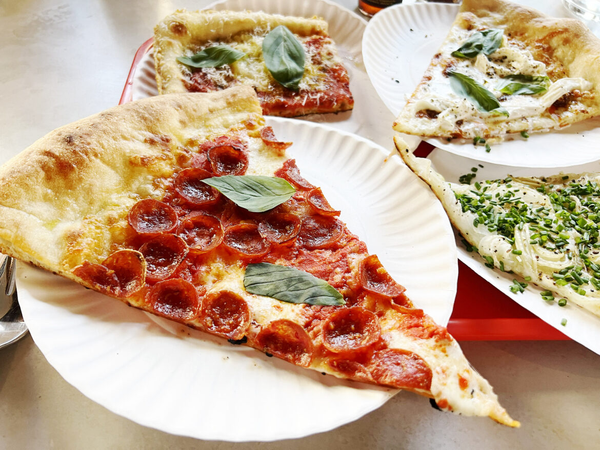 Eine Einführung in Pizza in New York