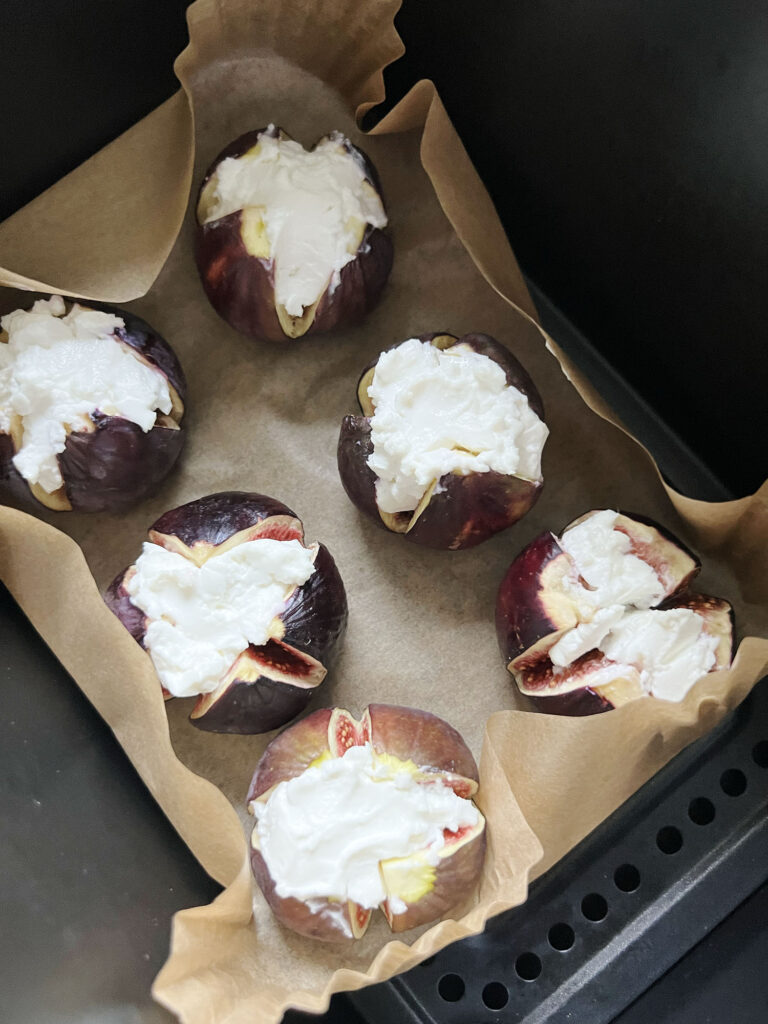 Baked Figs with Goat Cheese, Honey, and Pistachios